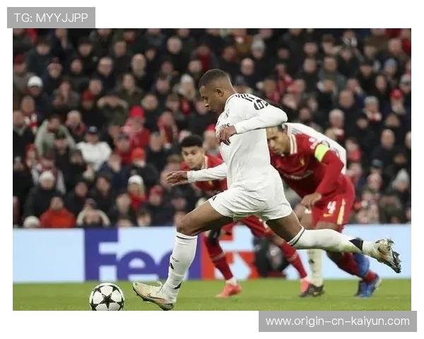 皇马计划提前敲定左后卫接班人，未来阵容迎来新希望